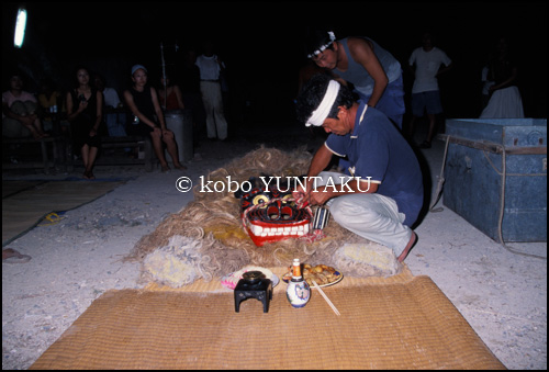 離島の息づかい~ハート愛ランド黒島~
獅子舞